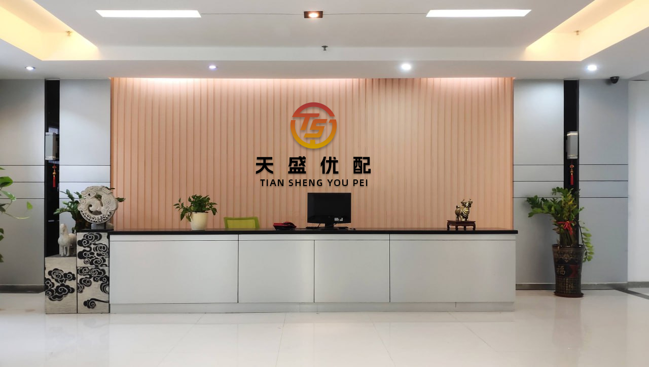 聚宏鑫操盘 宝马“密谋”硬派越野旗舰？全新智己LS6开启预售；新款岚图梦想家谍照；全球首款L4级私家车要登场了；奇瑞风云X3家族上市..._宗某_车型_燃油