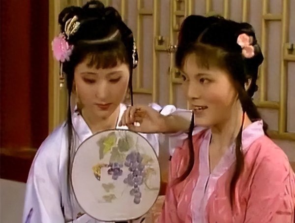 富明证券 袭人爱以怡红院女主人自居，黛玉一声好嫂子，她怎么不敢接了？