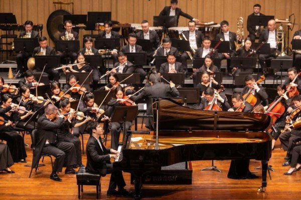 富灯网 2025第七届中外城市交响乐团“长沙峰会”召开